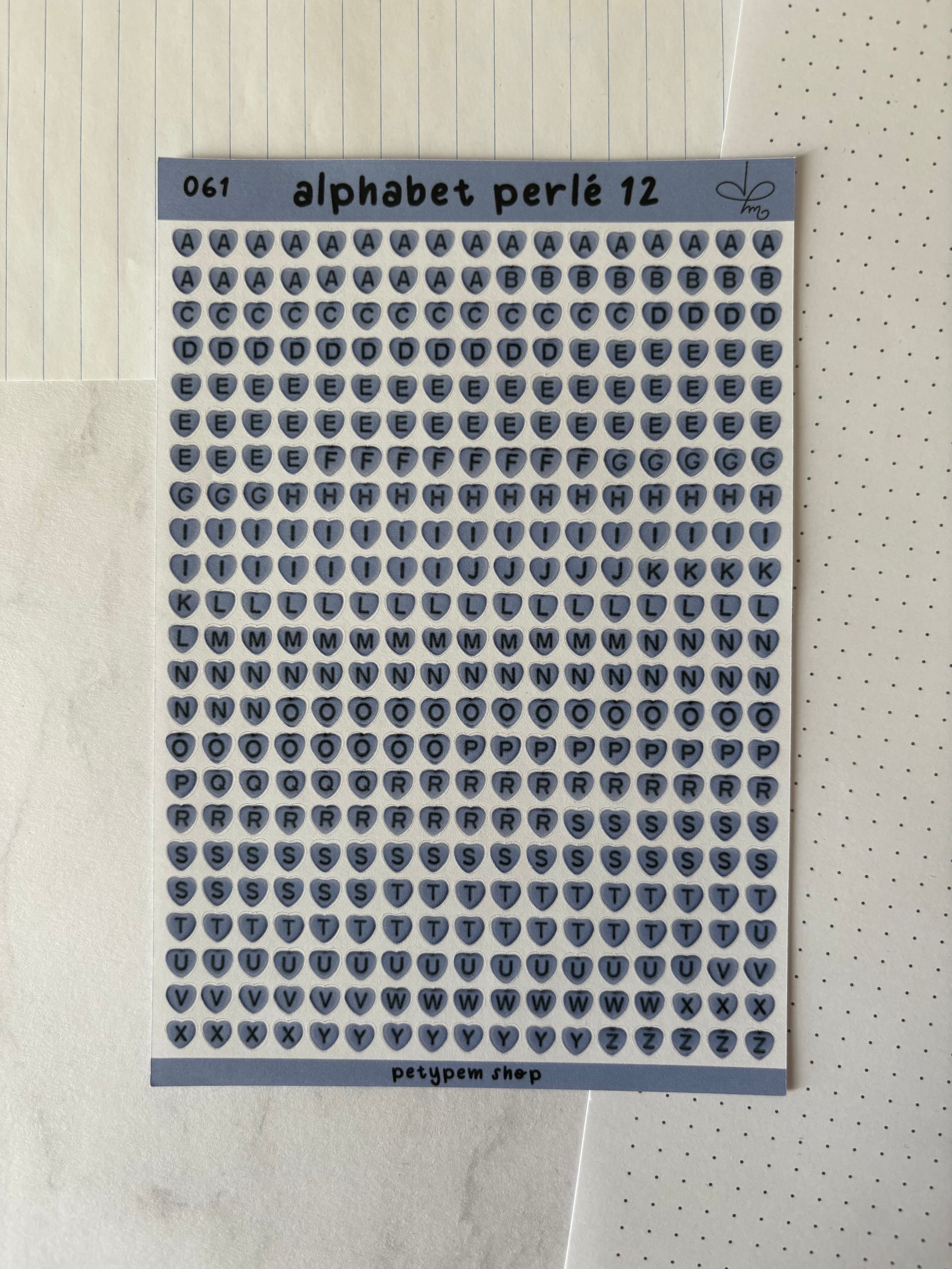 Alphabet perlé 12